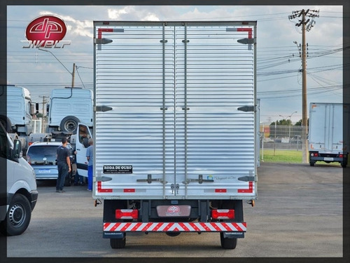 Imagem 14 de 15 de Iveco Daily City 30s13 Baú Carga