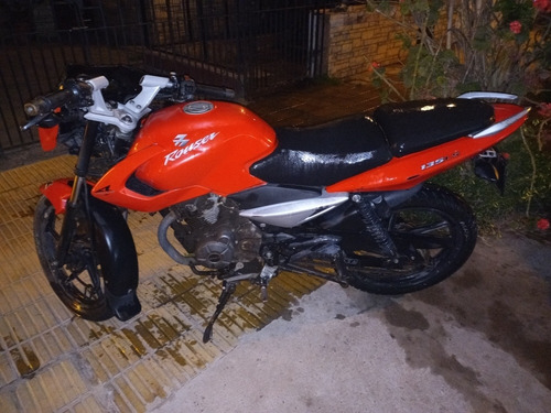 Imagen 3 de 3 de Bajaj Rouser 135 Ls