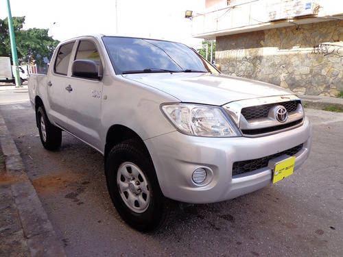 Imagen 3 de 10 de Toyota Hilux 2010 2.7 4x4 Sincrónico