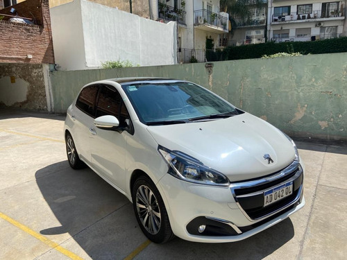 Peugeot 208 1.6 Feline Tiptronic