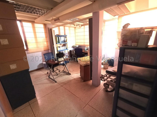 Imagen 13 de 15 de Claudia Lopez Vende Consultorio Médico En San Bernardino Mls #22-23317
