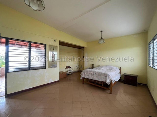 Mayra Lara Rah Vende Amplia Y Bella Casa Campestre En Conjunto Privado, El Manzano, Son 4.197mts2, 3 Hab., 4 Baños, Anexo Para El Servicio, Piscina, Tanque Subterráneo Con Bombas E Hidroneumático