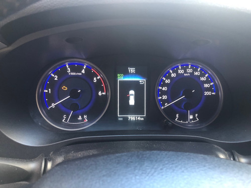 Imagen 8 de 12 de Toyota Hilux