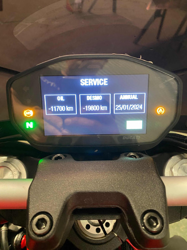 Ducati Monster 821