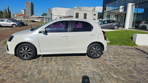 Toyota Etios 1.5 Xls At