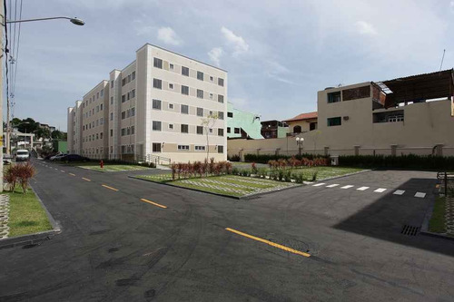 Apartamento À Venda Na Avenida Chrisóstomo Pimentel De Oliveira, Anchieta, Rio De Janeiro - Rj - Liv-2333