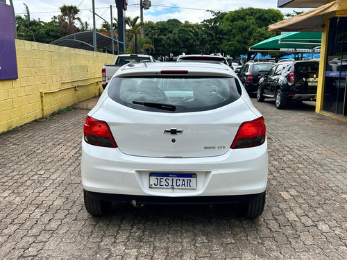 Chevrolet Onix 1.4 Mpfi Ltz 8v Flex 4p Automatico