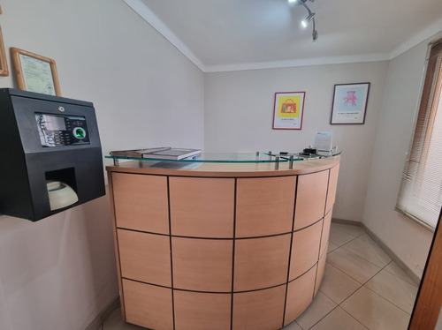 Impecable Oficina En Viña Oriente