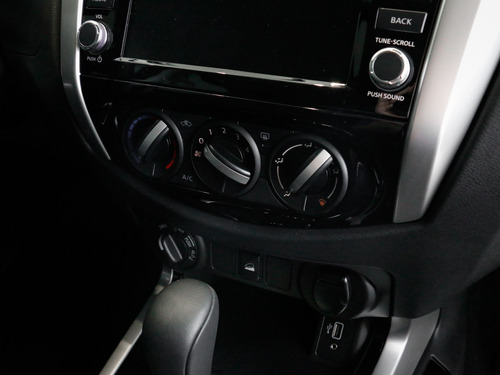 Imagem 13 de 14 de Nissan Frontier 2.3 Cd Turbo Attack Tdi Auto 4x4