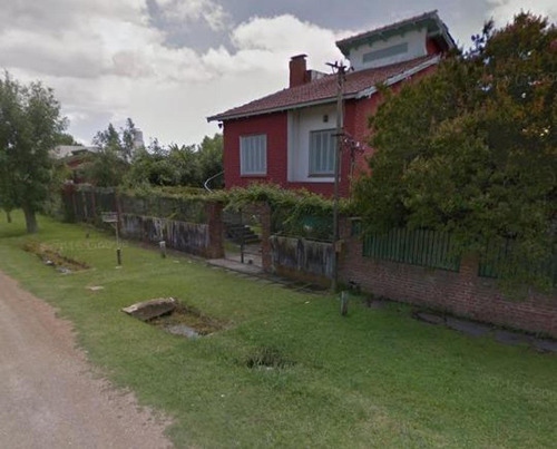 Casa En Venta - 2 Dormitorios 2 Baños - 300mts2 - Ensenada