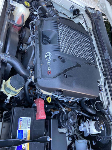 Imagem 9 de 15 de Toyota Sw4 2015 3.0 Srv 7l 4x4 Aut. 5p