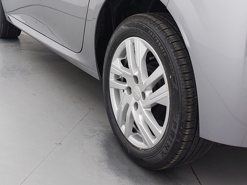 Peugeot 208 1.6 16V FLEX ACTIVE AT6