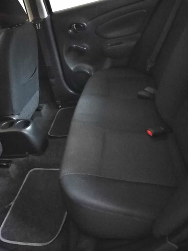 Nissan Versa Año 2013