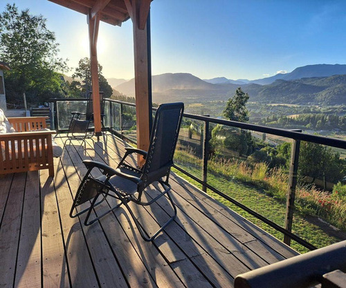 Venta De Casa En San Martín De Los Andes: Un Refugio De Lujo En Los Faldeos
