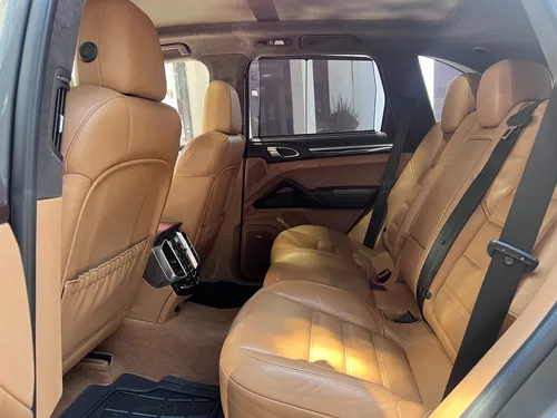 Porsche Cayenne 4.8 Turbo At