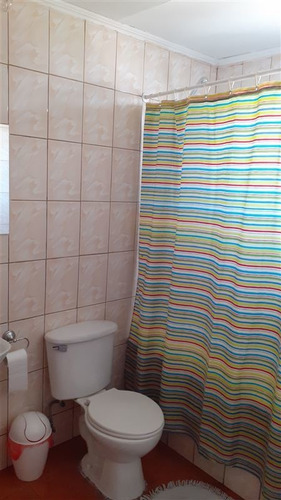 Casa En Venta De 5 Dorm. En Peñalolén