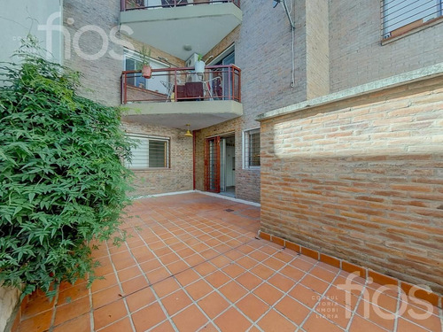 Venta -dos Dormitorios- Dos Patios- Pichincha
