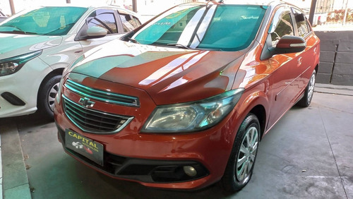 Imagem 2 de 8 de Chevrolet Onix 1.4 Mpfi Lt 8v Flex 4p Manual