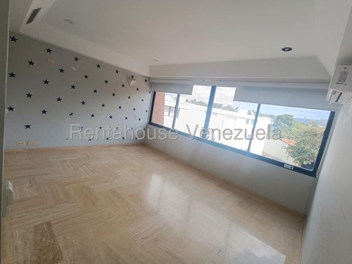 Formidable Y Amplio Apartamento En Venta De 325mts² En Chuao