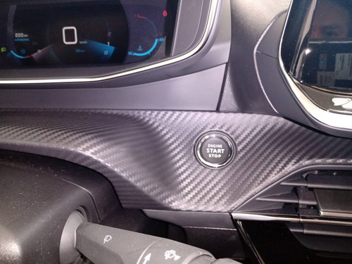 Peugeot 208 Feline M