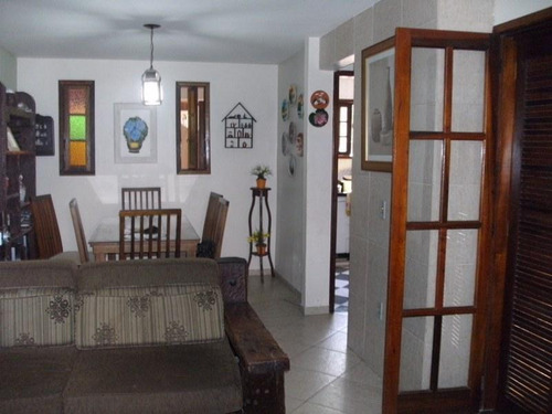 Casa Com 3 Dormitórios À Venda Por R$ 650.000,00 - Itaipu - Niterói/rj - Ca0027