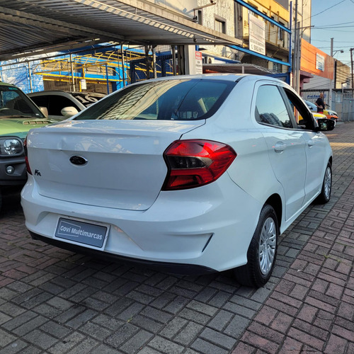 Ford Ka Ka 1.5 Sedan SE 12V Flex 4p Mec.