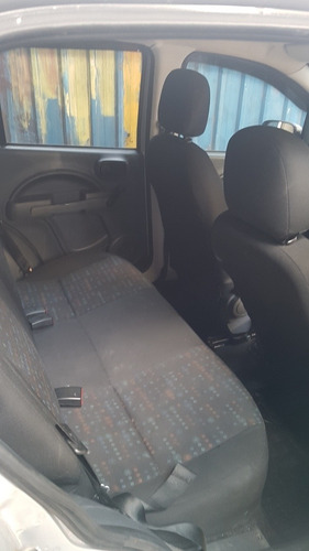 Fiat Uno 2014 1.0 Vivace Flex 5p