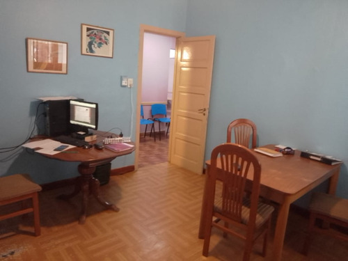 Imagen 2 de 12 de Consultorios U Oficinas Al Frente, Planta Baja- Alquiler-banfield-l. Zamora