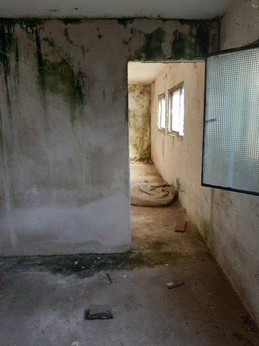 Imagen 7 de 13 de Farina, Lote De 10x70m, Con Casa Y 2 Deptos A Terminar
