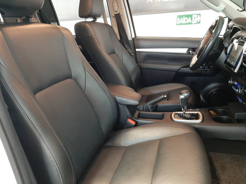 Imagem 8 de 15 de Toyota Hilux 2.8 Srx 4x4 Cd 16v Diesel 4p Automático