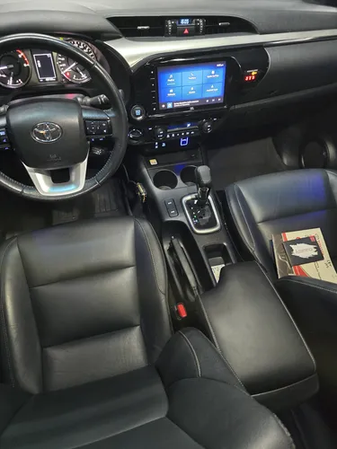 Toyota Hilux 2.8