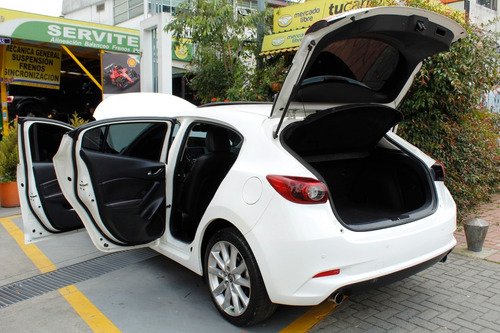 Mazda 3 Sport Grand Tourin