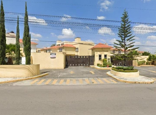 Casa En Venta En Metepec Eo
