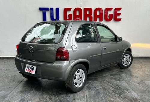 Chevrolet Chevy 1.6 3p Paq D At
