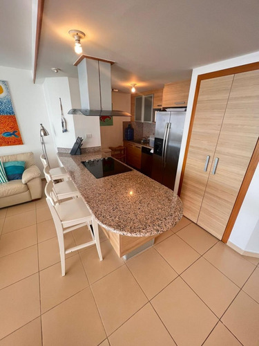 Apartamento Amueblado De 2 Habitaciones En Marbella