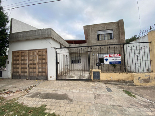 Se Vende Casa 3 Dormitorios En B ' Bella Vista