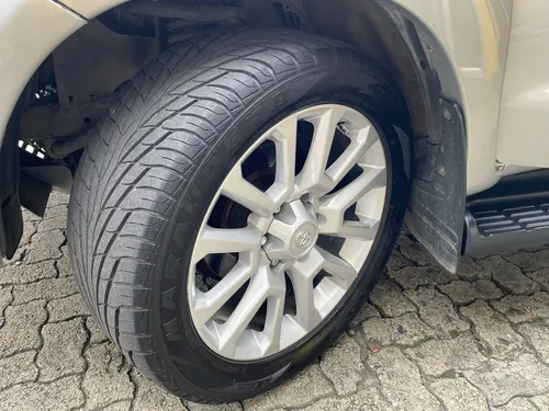 Toyota Fortuner 2.7l 4x2
