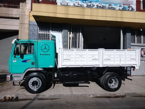 Mercrdes Benz 1215