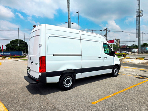 Mercedes-Benz Sprinter Furgão 2.0 315 Street Cdi Longo Teto Alto 10,5M3 5P