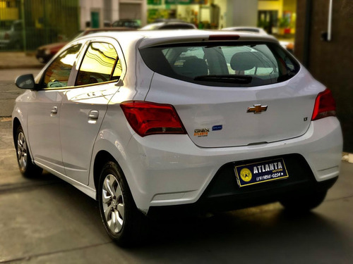 Imagem 6 de 7 de Chevrolet Onix 1.0 Lt Spe/4
