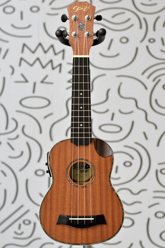 Ukulele Soprano Seizi Maui Crush Elétrico Sapele