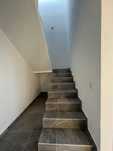 Imagen 8 de 19 de Venta De Hermosa Casa De 2 Niveles En Fraccionamiento Cañadas Del Arroyo, Corregidora $2,650,000