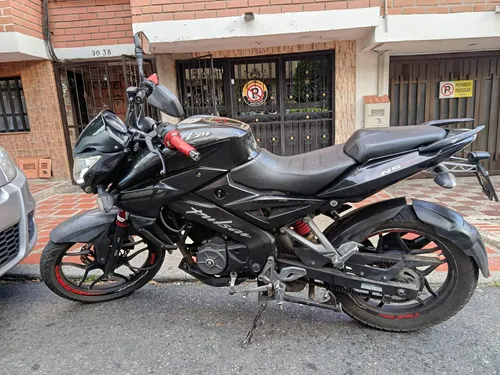 Pulsar Ns 160