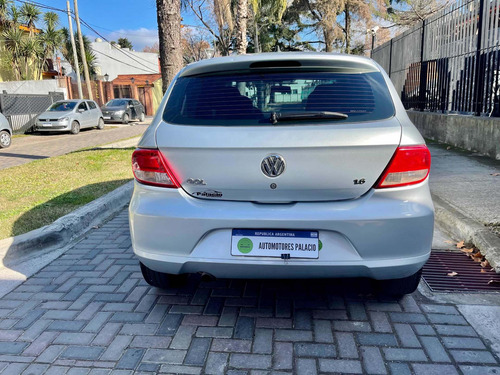 Imagen 3 de 8 de Volkswagen Gol Trend 1.6 Pack Ii 101cv 2012
