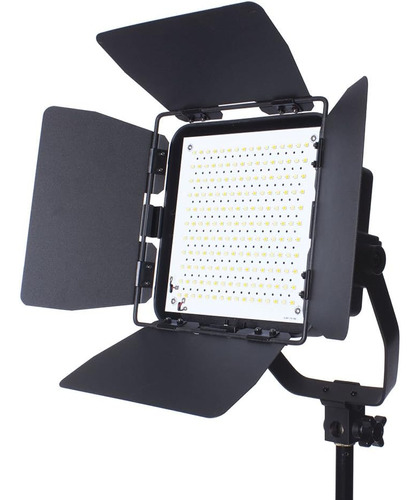 Studiopro Premium Spot Daylight Led Rectangle With Barn Door