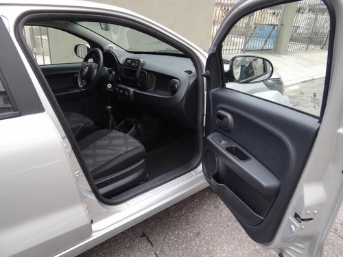 Fiat Mobi Like 1.0 Flex Prata Completo 2017