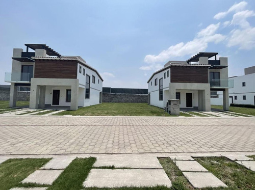 Lotes Desde 255m2 Ubicados En Exclusivo Desarrollo En Metepec