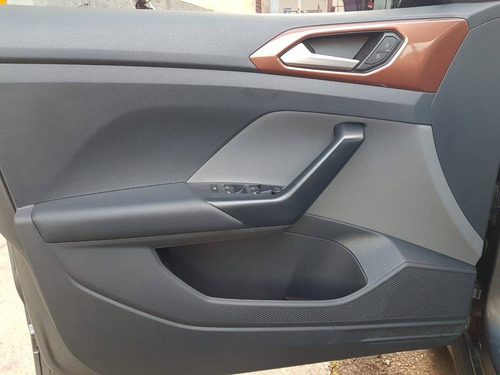 Imagem 9 de 15 de Volkswagen T-cross 1.0 200 Tsi Total Flex Comfortline