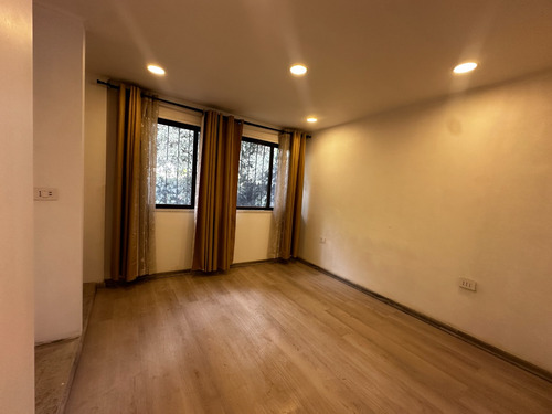 Casa En Remodelación Con Acceso Al Parque-descuento Comisión