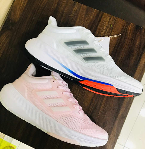 Zapatos adidas Bounce. 48$